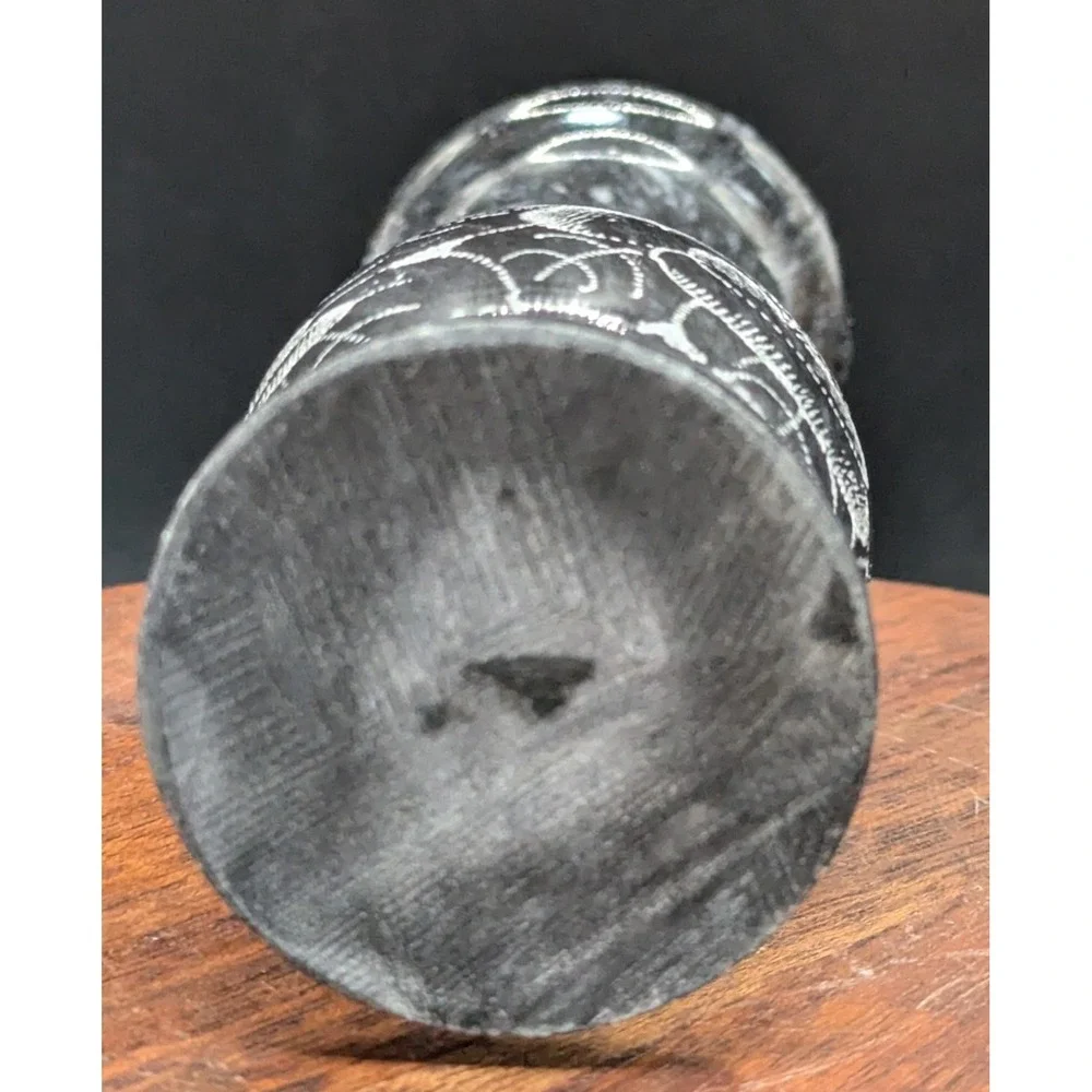Vintage Black Marble Bud Vase With Etched‎ Florals Polished Base 5